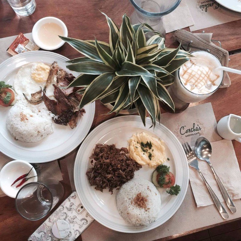 where to eat in tagaytay