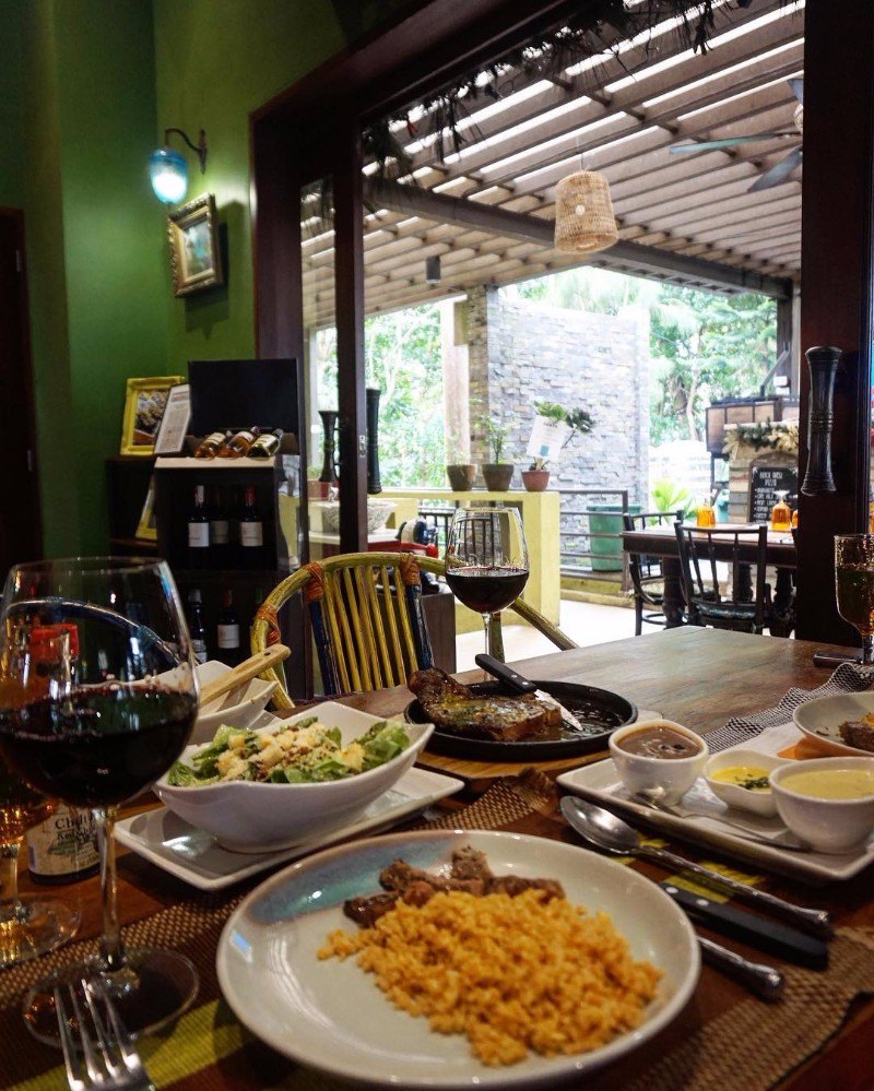 where to eat in tagaytay